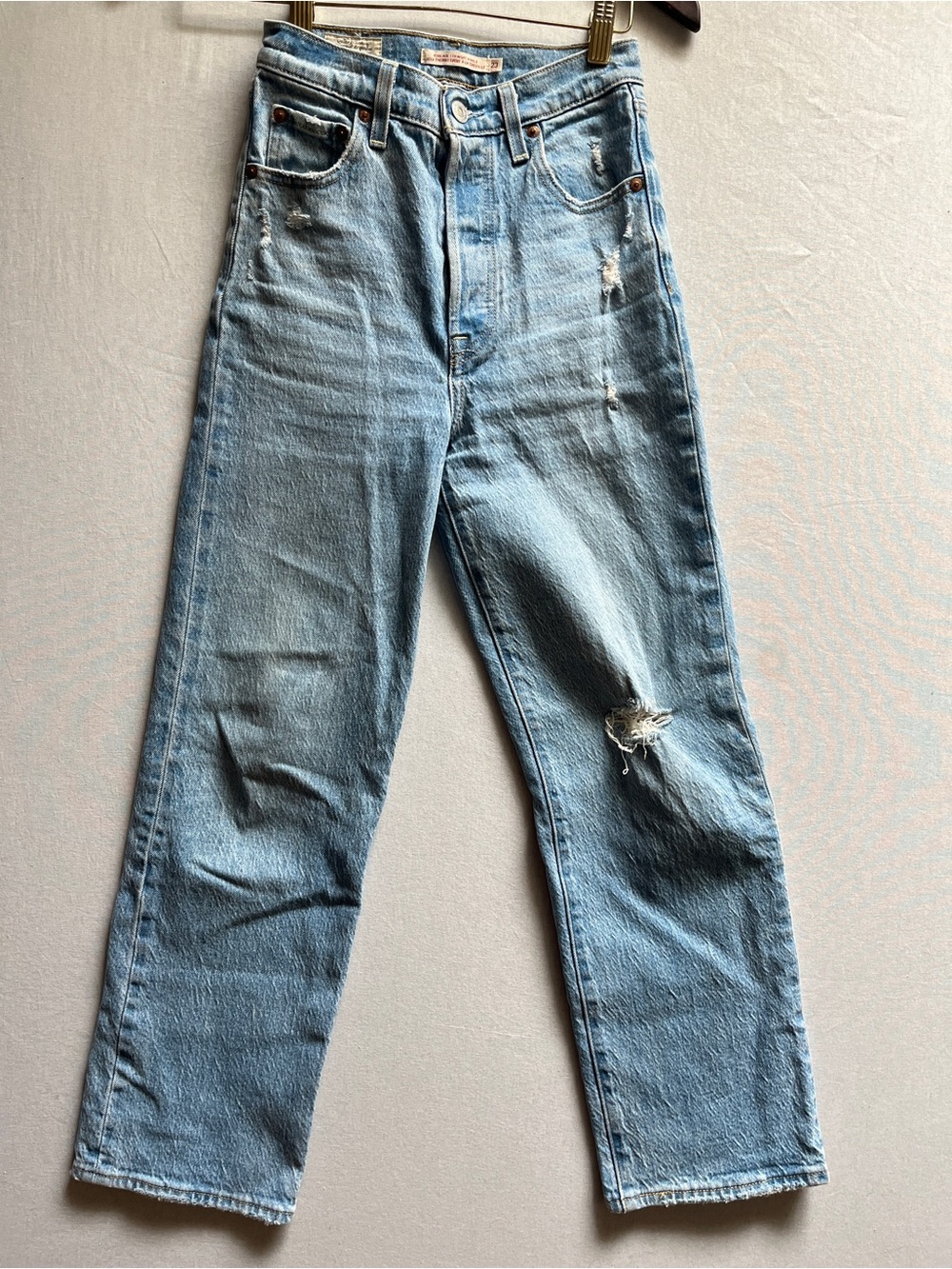Levi's Ribcage Straight Ankle Jeans Distressed 23